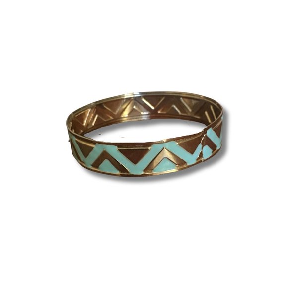 Jewelry - vintage thrifted blue and gold unique bracelet